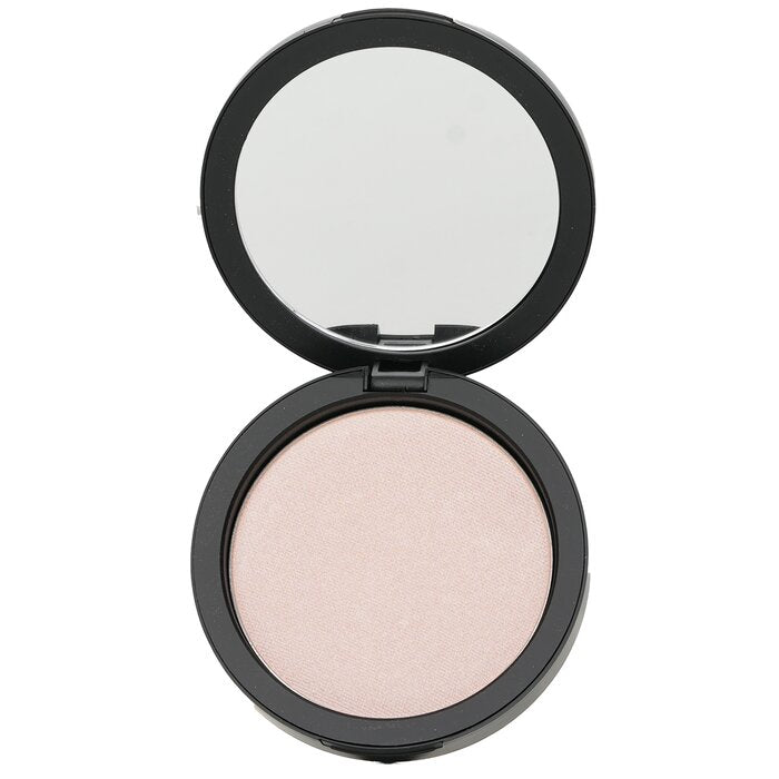 Youngblood Light Reflecting Highlighter eyeliner, suitable for various eye makeup styles