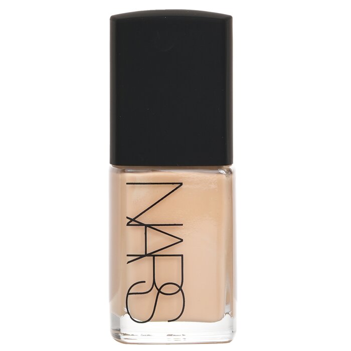 Sheer Glow Foundation – NARS Salzburg – for radiant finish