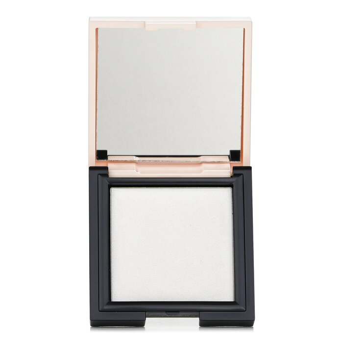 Lash Star Flash Of Brilliance Skin Illuminator Phosphorescence for bright glow