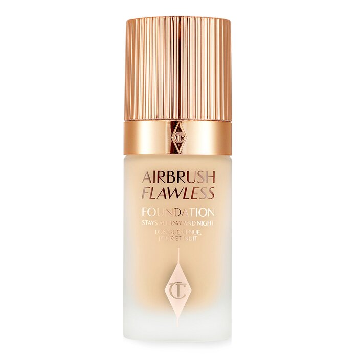 Charlotte Tilbury Airbrush Flawless Foundation 3 Warm for flawless skin