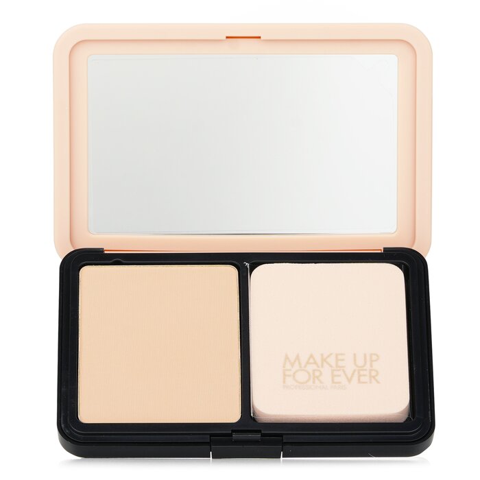 Matte Velvet Powder Foundation 1Y04 for smooth natural finish